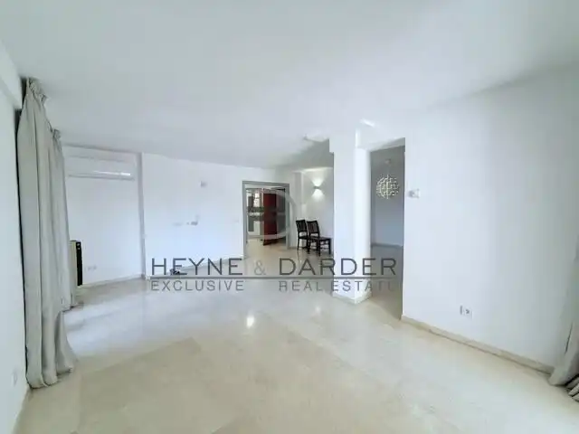 Vista exterior de Apartament de lloguer en Calvià amb Aire condicionat, Jardí privat i Terrassa