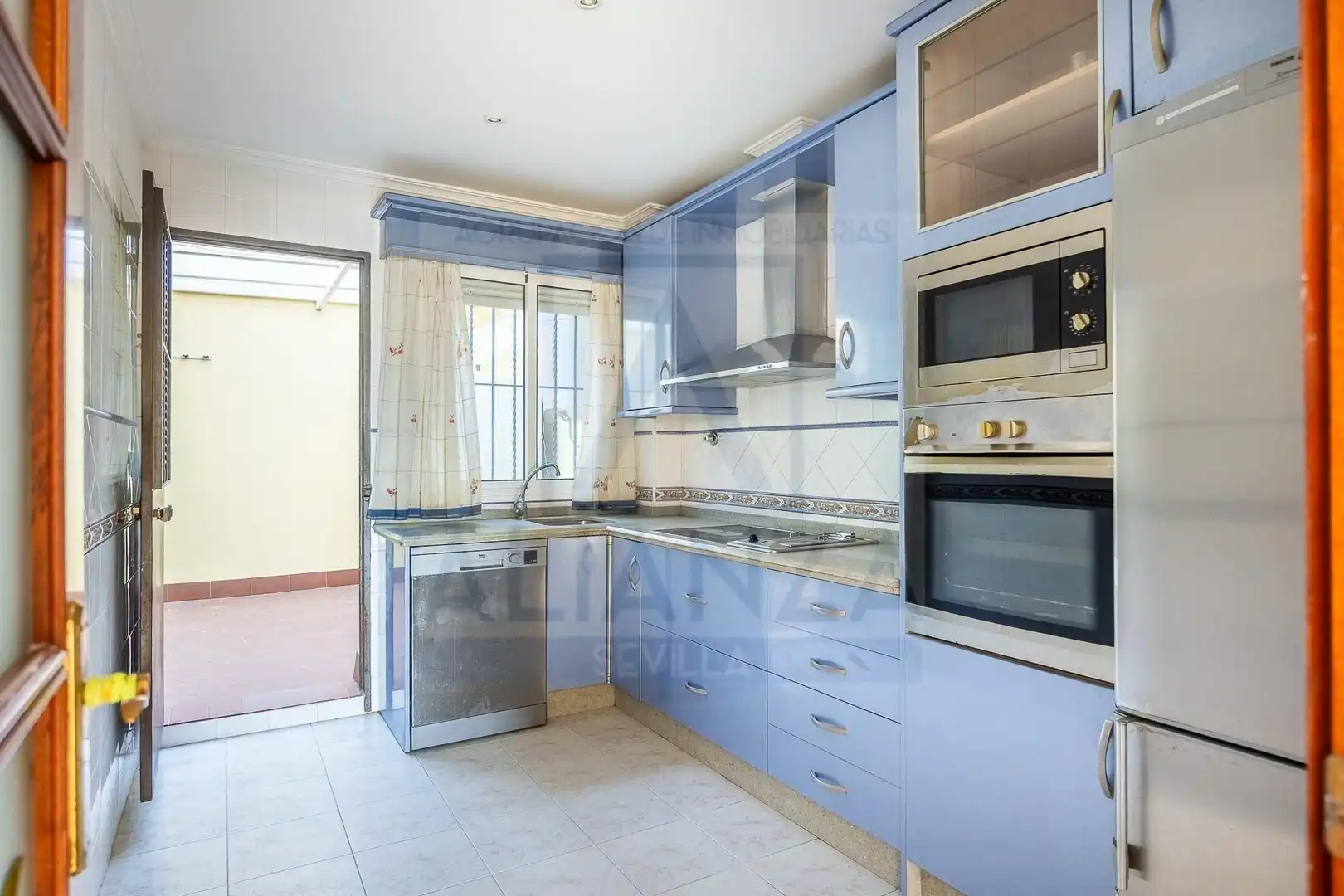 Kitchen of Flat for sale in Balcón de Sevilla - Atalaya - La Uva - La Extremeña