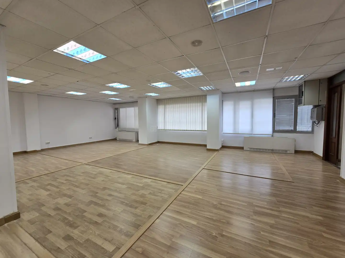 Büro mit Aufzug zur Miete in Logroño - Gran Via Juan Carlos I, imagen 9