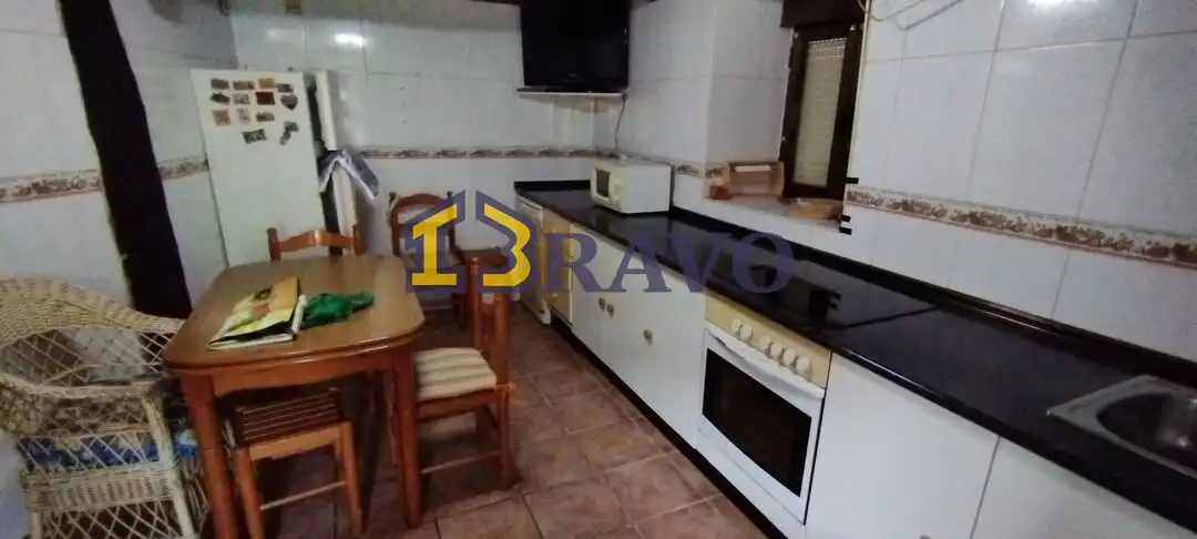 Kitchen of Houses for sale in Merindad de Cuesta-Urria  with Heating and Storage room