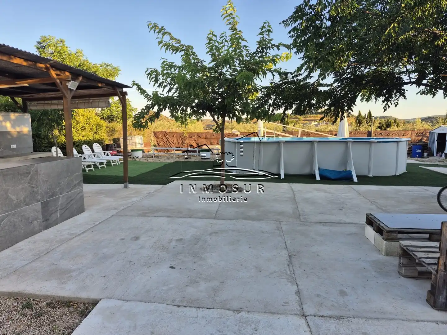 Piscina de Casa o chalet en venta en Lucena