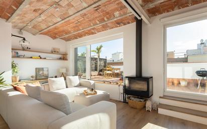 Living room of Attic for sale in  Barcelona Capital  with Air Conditioner, Heating and Terrace