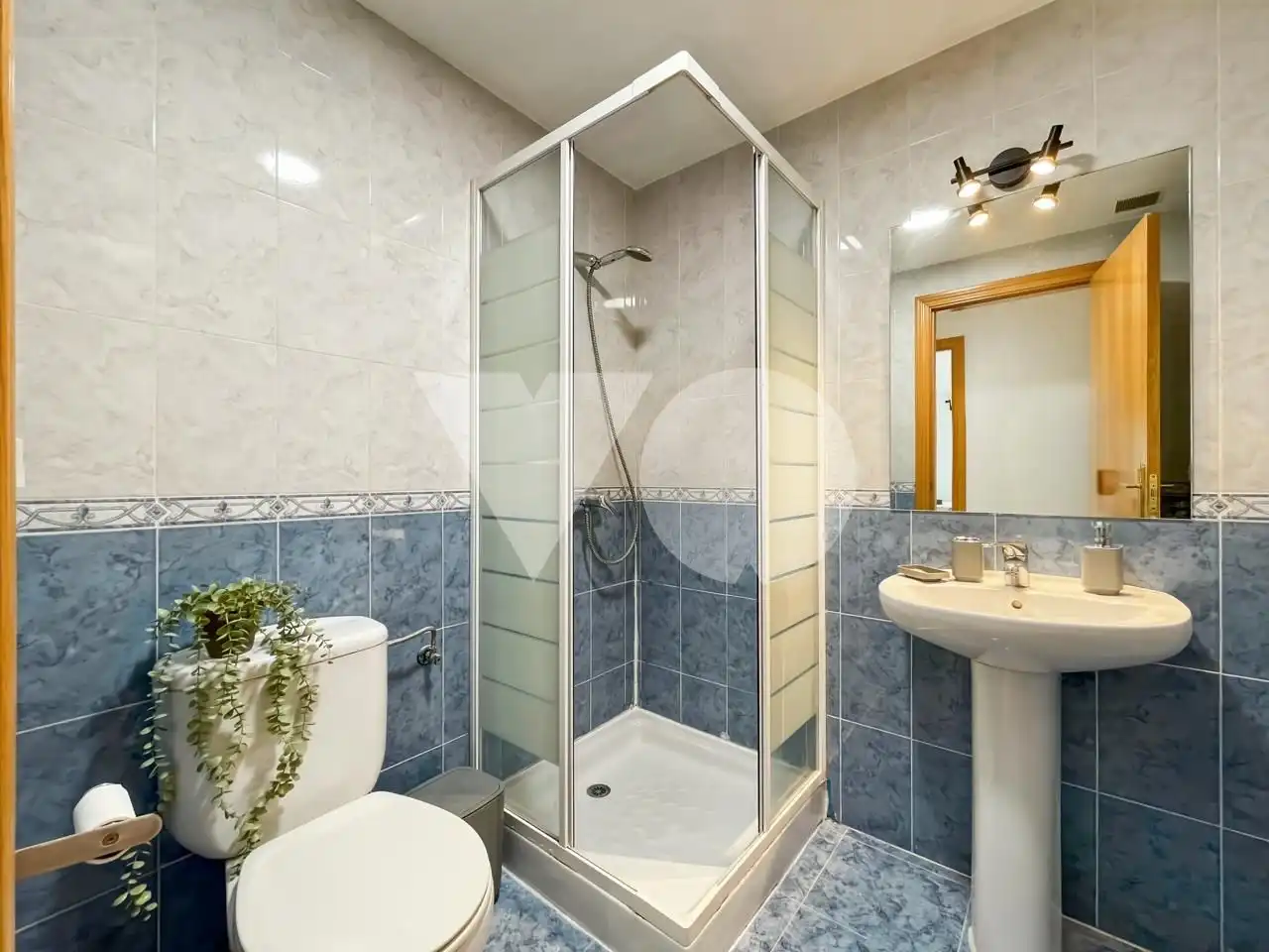 Bathroom of Flat for sale in Campo Real  with Air Conditioner, Heating and Terrace