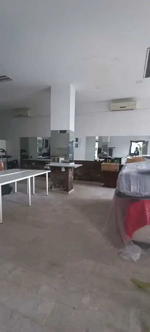 Local comercial en venda a Loja