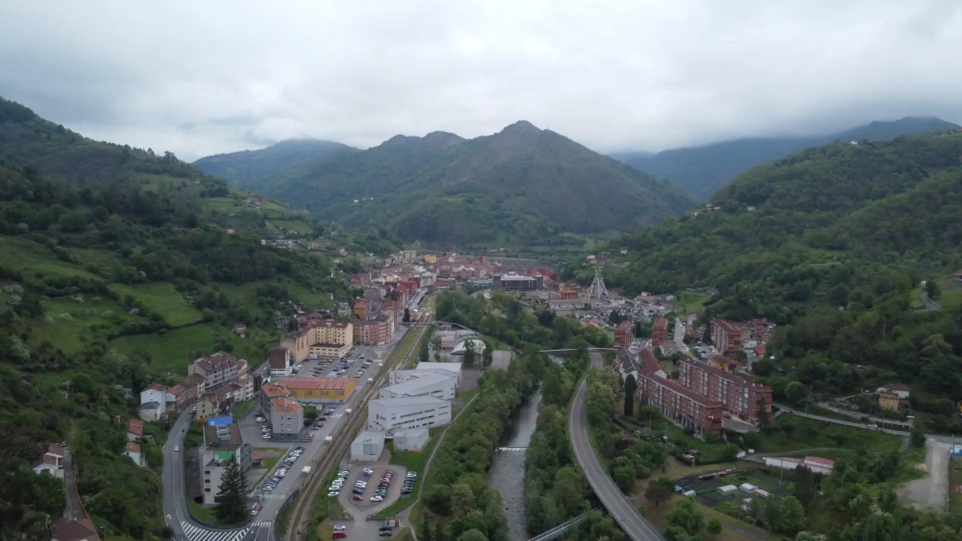 Vista exterior de Piso en venta en Aller