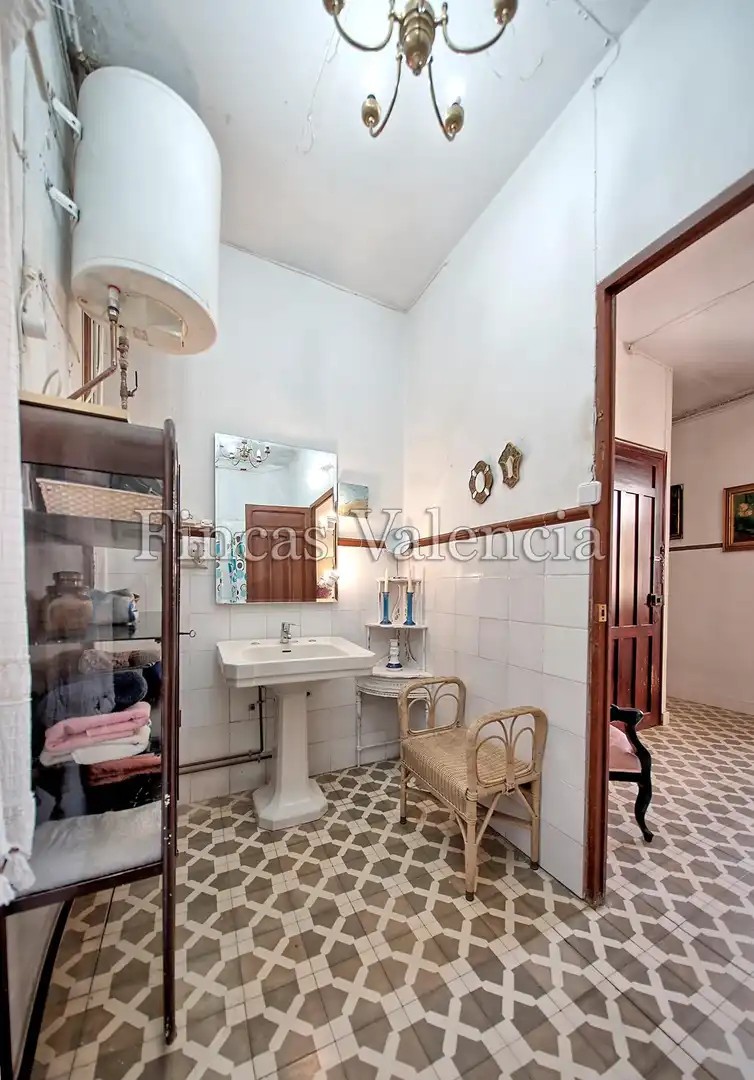 Baño de Finca rústica en venta en Alcoy / Alcoi con Terraza, Trastero y Piscina