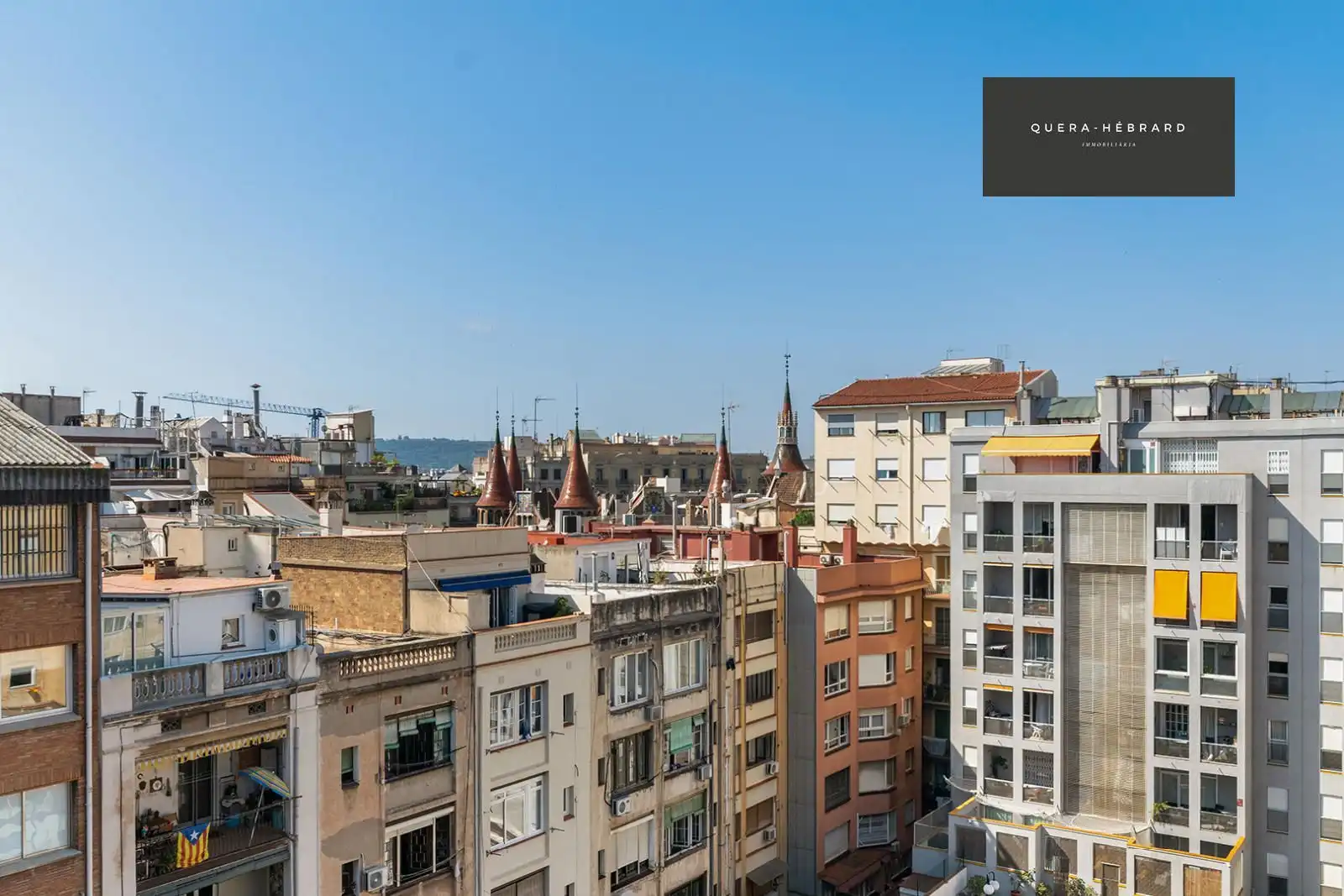 Vista exterior de Pis en venda en Barcelona amb Aire condicionat, Calefacció i Terrassa
