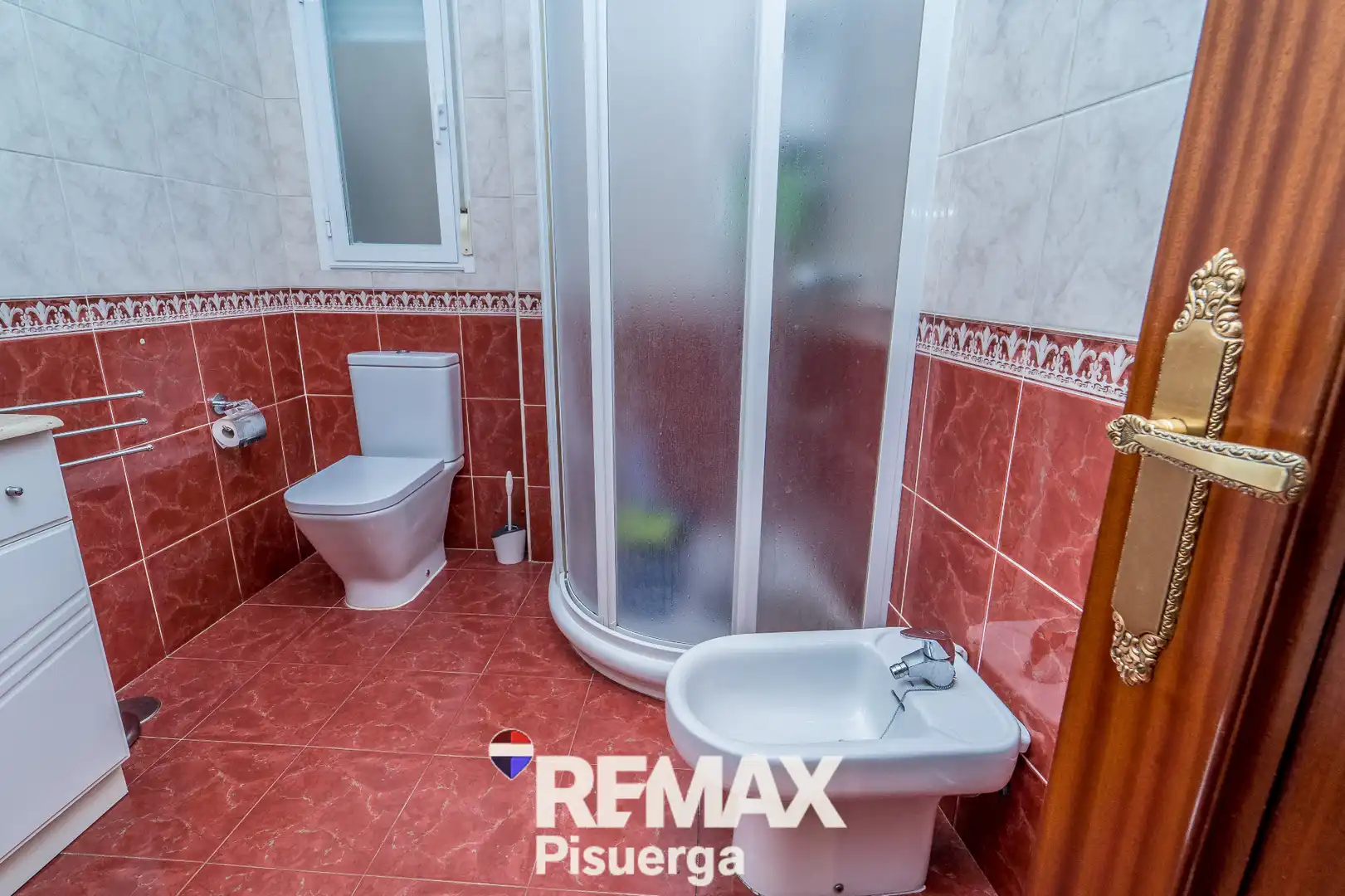 Badezimmer von Wohnung zum Verkauf in Valladolid mit Heizung und Abstellraum