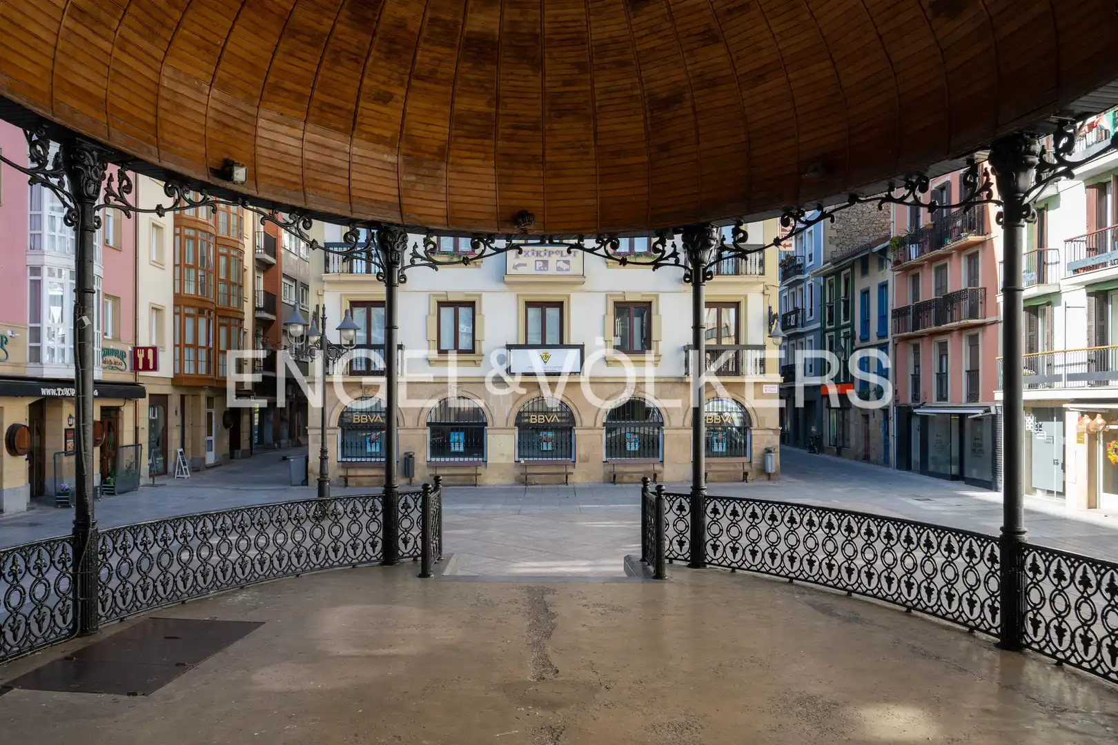 Apartament en venda en Zarautz amb Calefacció, Moblat i Balcó