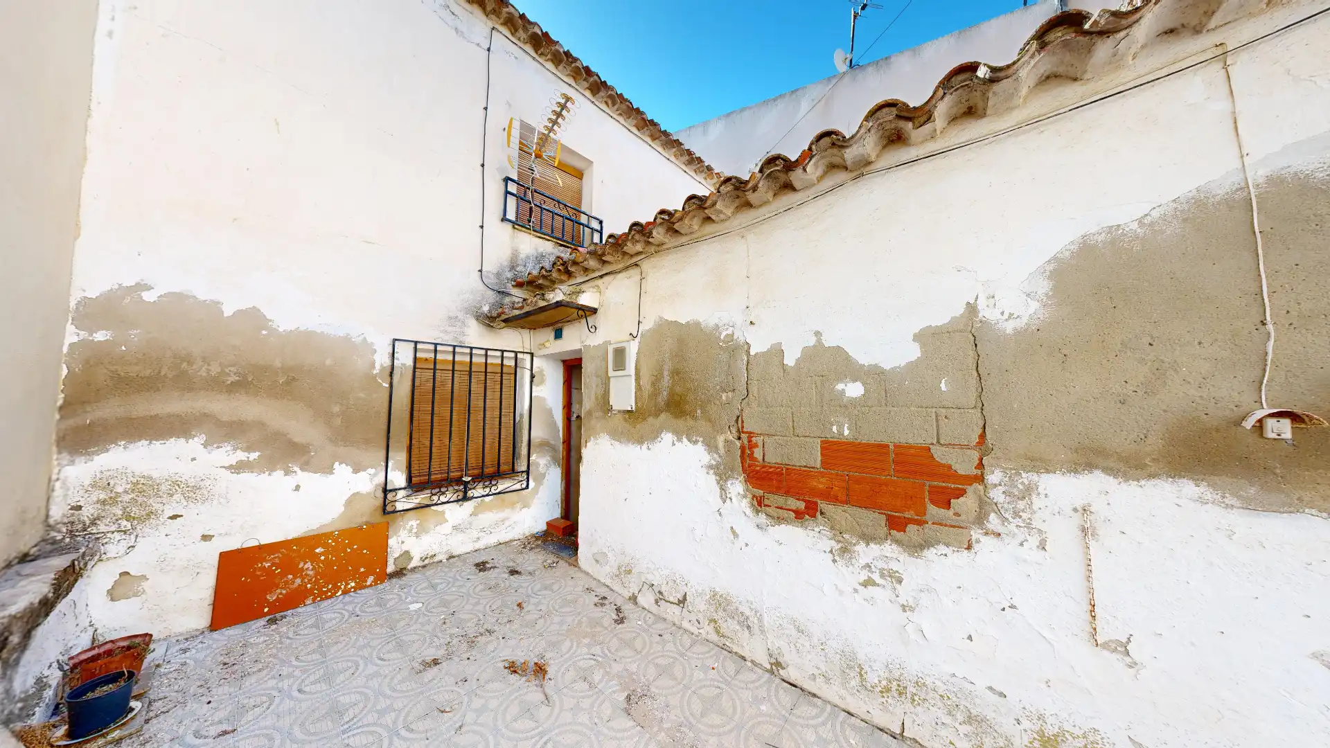 Vista exterior de Casa adosada en venta en Chinchilla de Monte-Aragón con Terraza y Amueblado