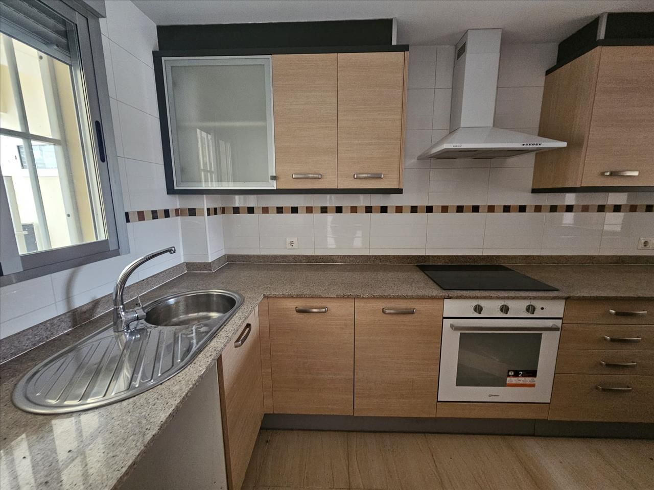 Cuina de Apartament en venda en Santa Magdalena de Pulpis amb Jardí privat, Terrassa i Piscina