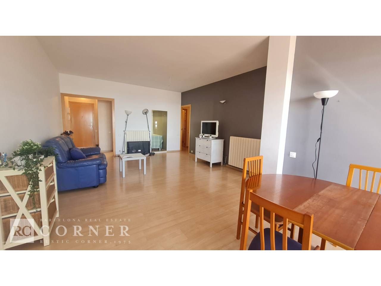 Exterior view of Flat for sale in  Barcelona Capital  with Heating, Parquet flooring and Terrace