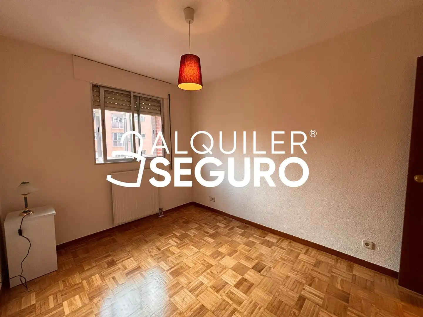 Schlafzimmer von Wohnung zur Miete in Puente de Vallecas