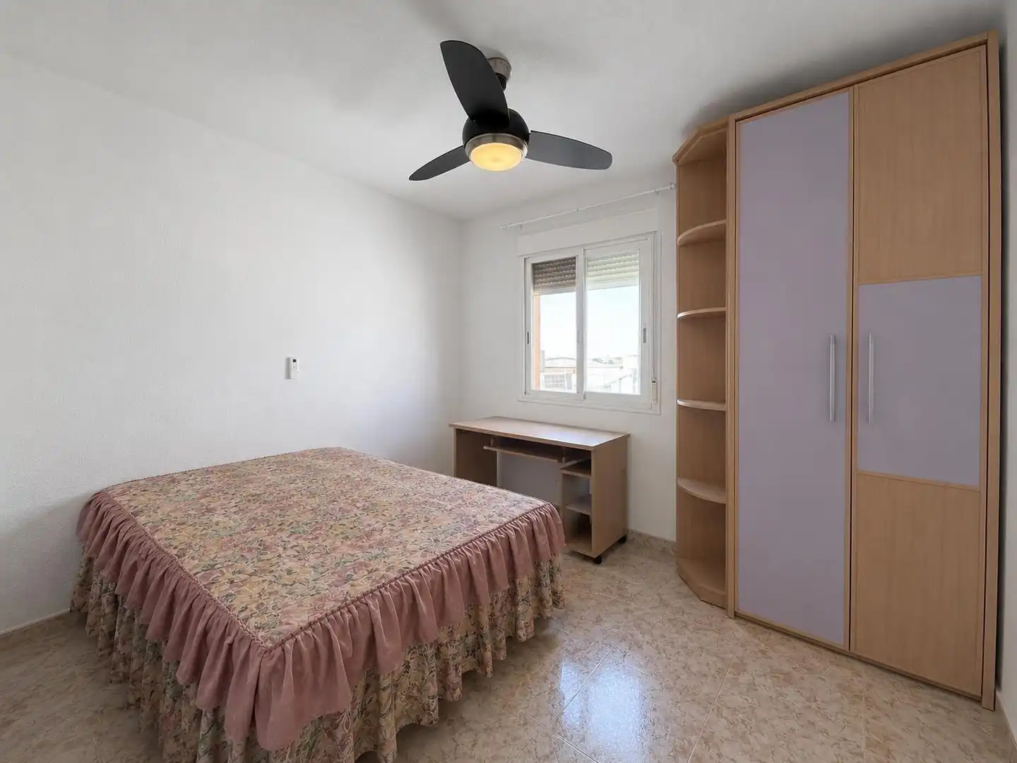 Bedroom of Detached homes for sale in Roquetas de Mar