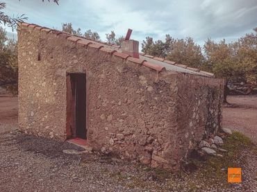 Casa rústica en venta en Santa Bàrbara
