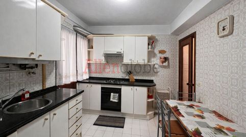 Foto 5 de Piso en venta en Calle López del Vallado, Fozaneldi - Tenderina, Oviedo