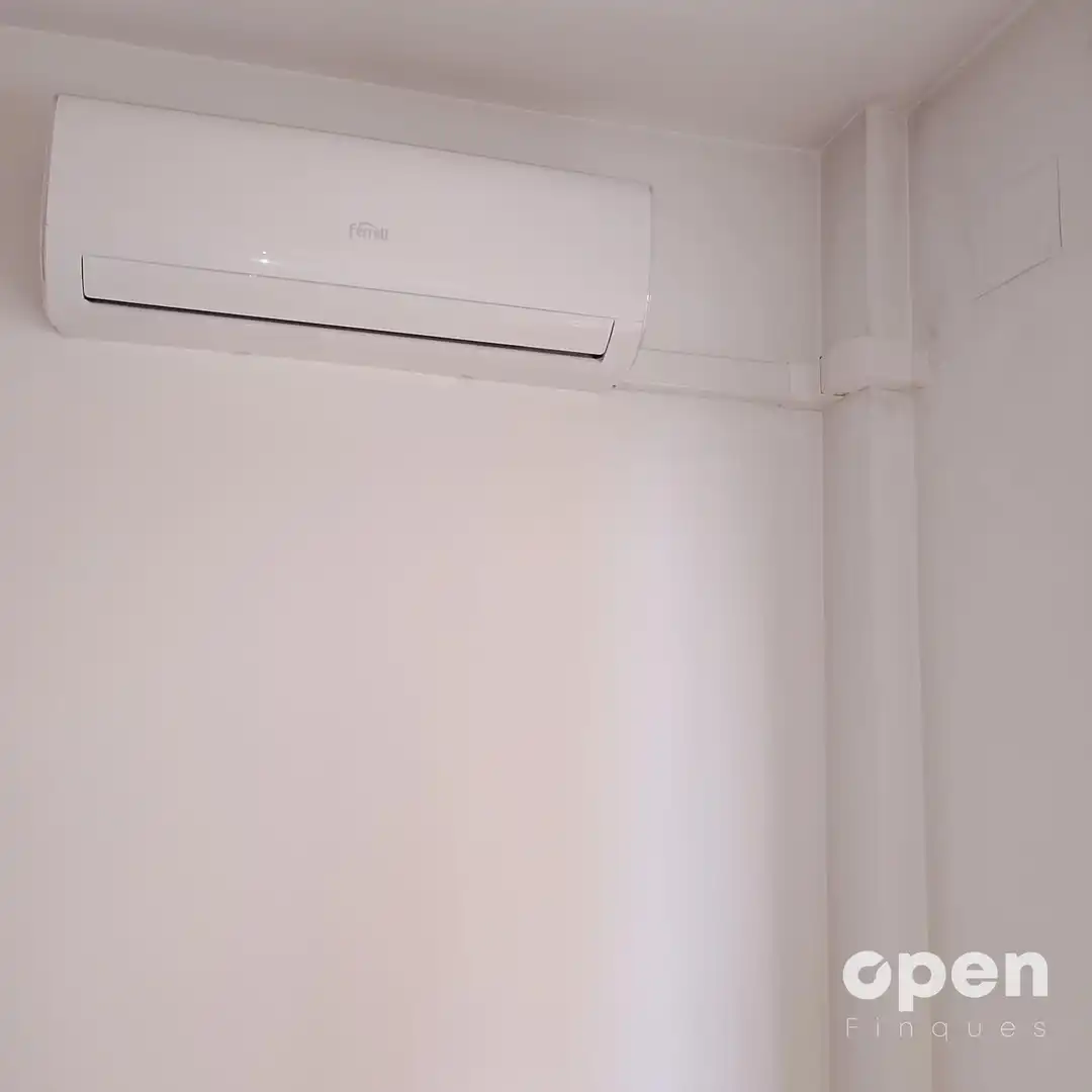 Flat for sale in Terrassa  with Air Conditioner, Heating and Terrace