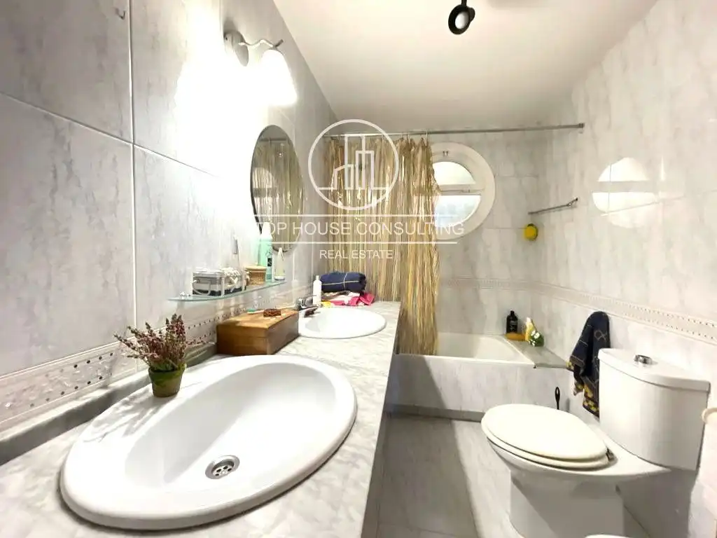 Baño de Casa o chalet en venta en Òrrius con Aire acondicionado, Calefacción y Terraza