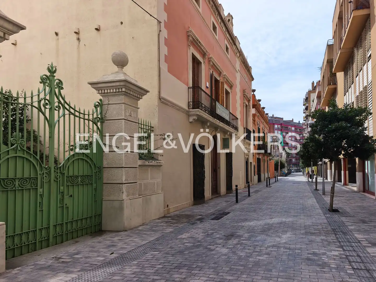 Vista exterior de Piso en venta en Barcelona con Aire acondicionado, Calefacción y Amueblado