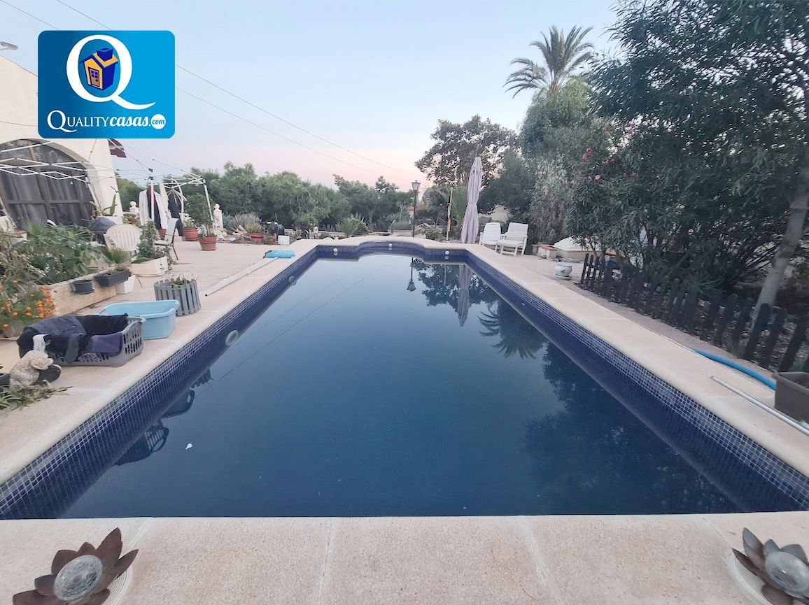Piscina de Casa o xalet en venda en Alicante / Alacant amb Aire condicionat, Calefacció i Terrassa