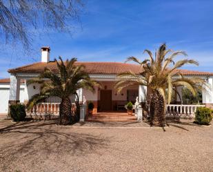 Exterior view of House or chalet for sale in Villamayor de Calatrava  with Terrace and Swimming Pool