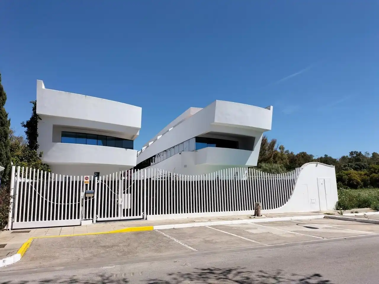 Commercial properties for sale in Las Redes