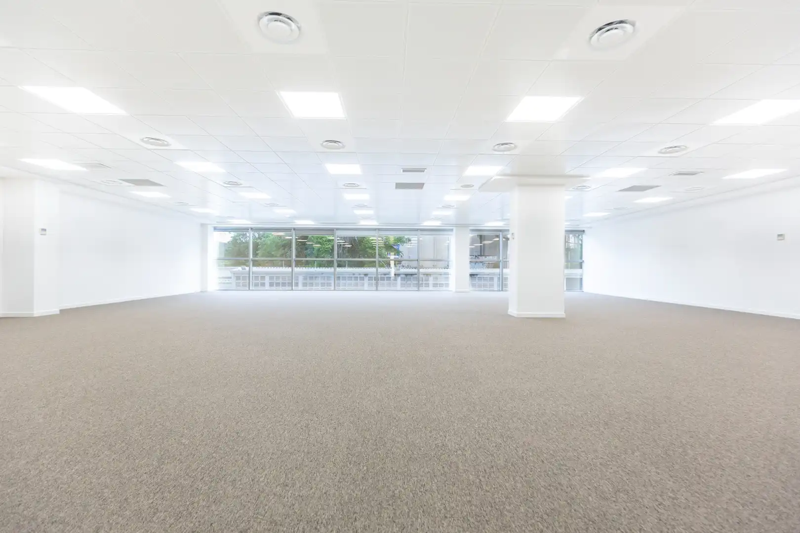 Oficina de alquiler en Sant Cugat del Vallès con Aire acondicionado, Calefacción y Internet