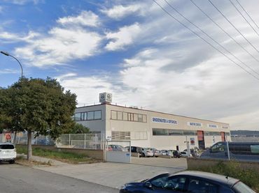 Nave industrial en alquiler en carbo 7