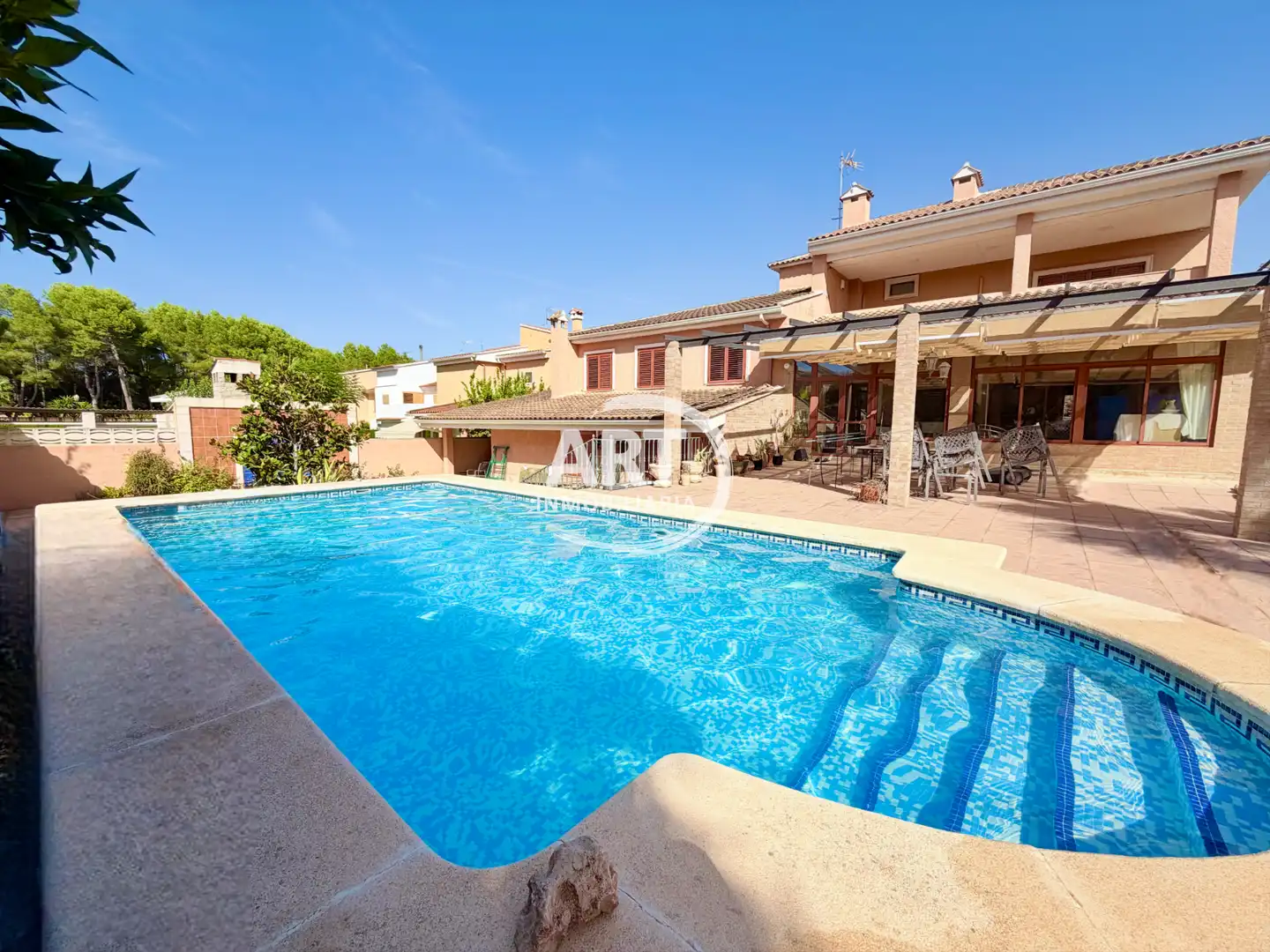 Garden of Houses for sale in Riba-roja de Túria  with Air Conditioner, Heating and Private garden