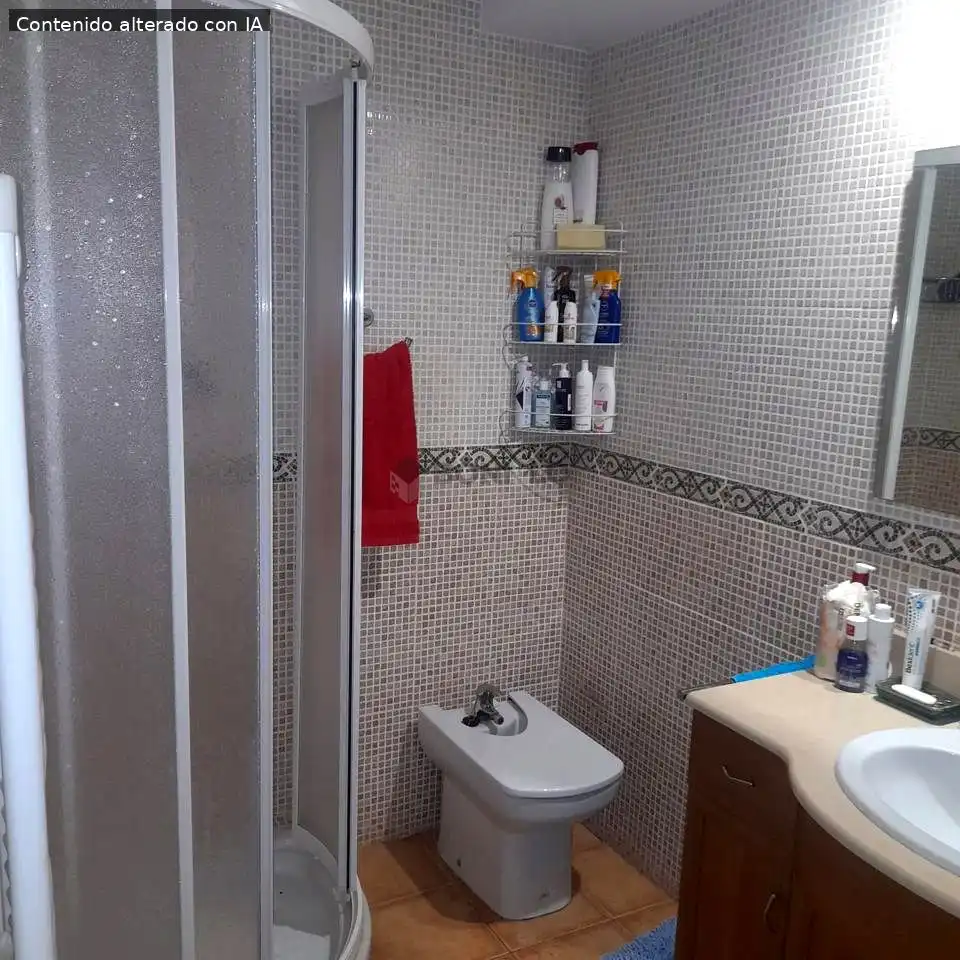 Baño de Casa adosada en venta en Cascante del Río con Calefacción, Terraza y Balcón