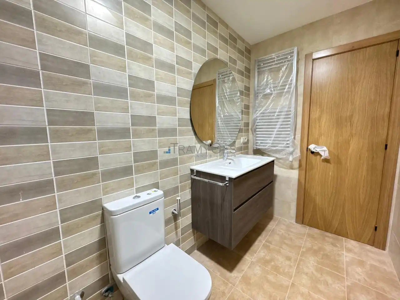 Baño de Casa adosada en venta en Vigo  con Calefacción, Jardín privado y Terraza