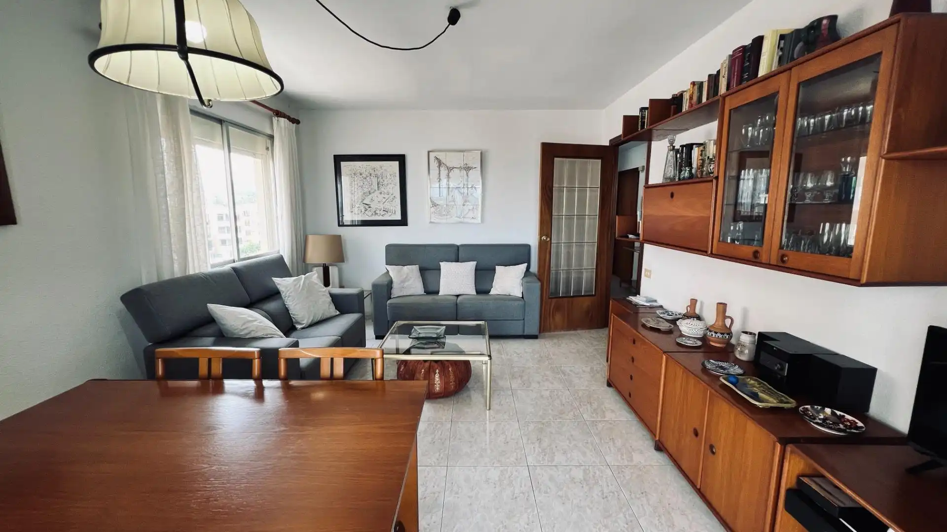 Sala d'estar de Apartament en venda en Benicasim / Benicàssim amb Jardí privat, Terrassa i Traster
