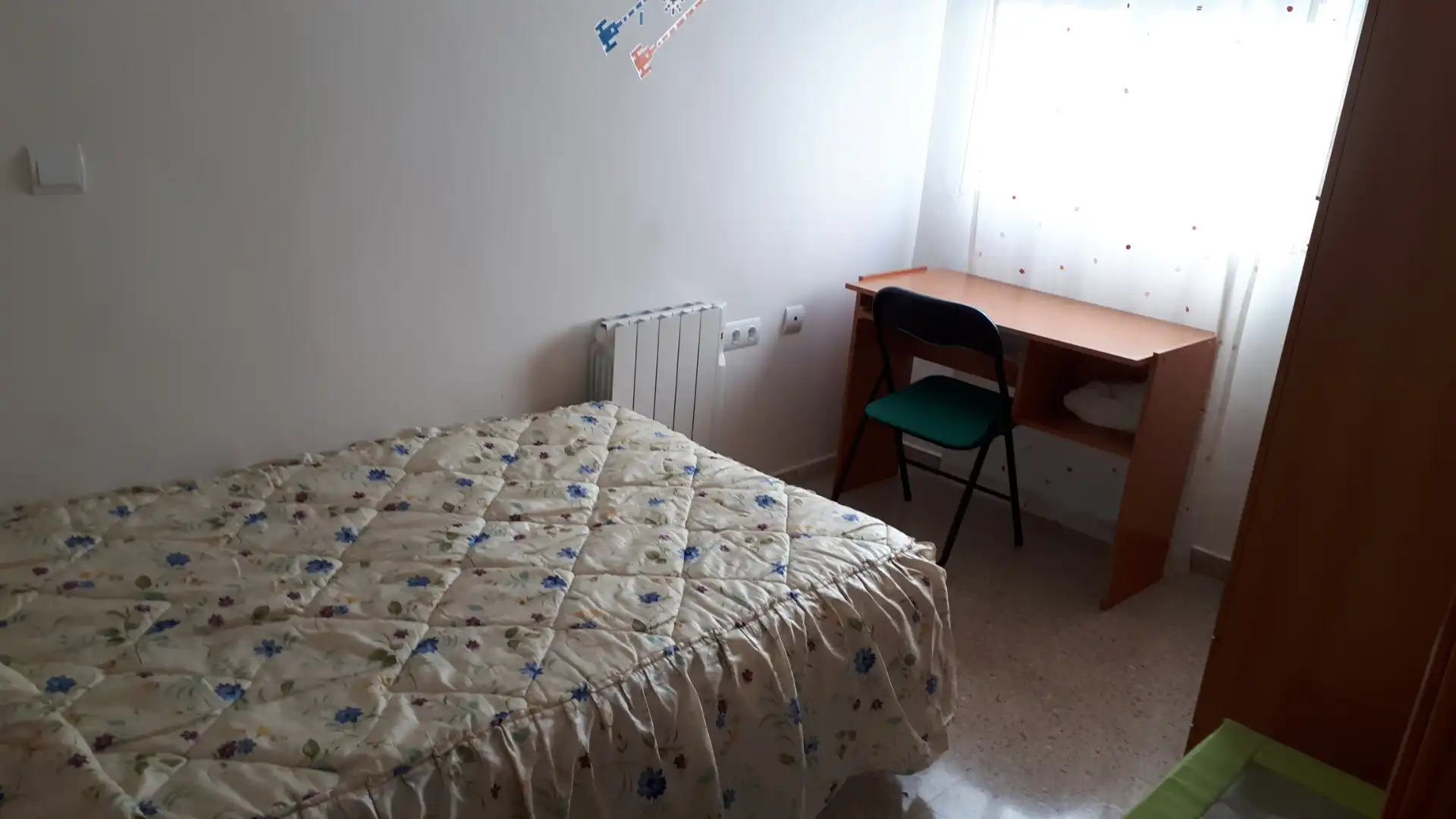 Schlafzimmer von Wohnung zur Miete in Granada mit Klimaanlage, Heizung und Möbliert