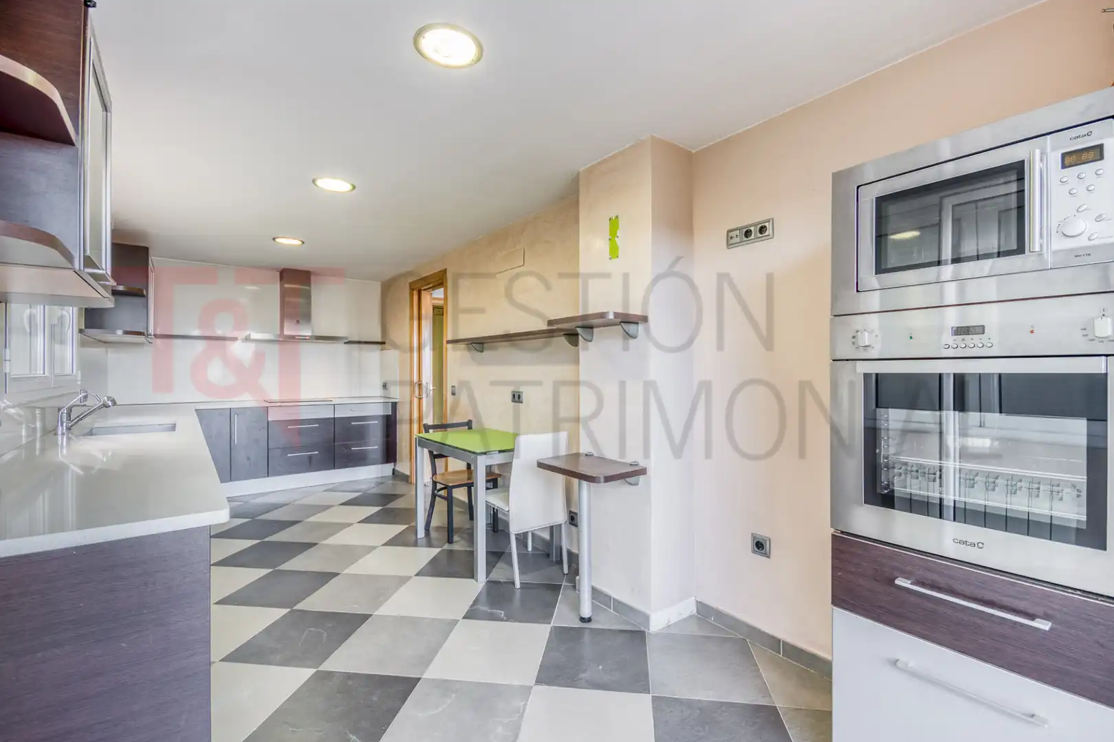 Houses for sale in Carrer de la Vil-la Romana, 27, Bescanó