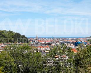 Vista exterior de Pis en venda en Donostia - San Sebastián  amb Terrassa