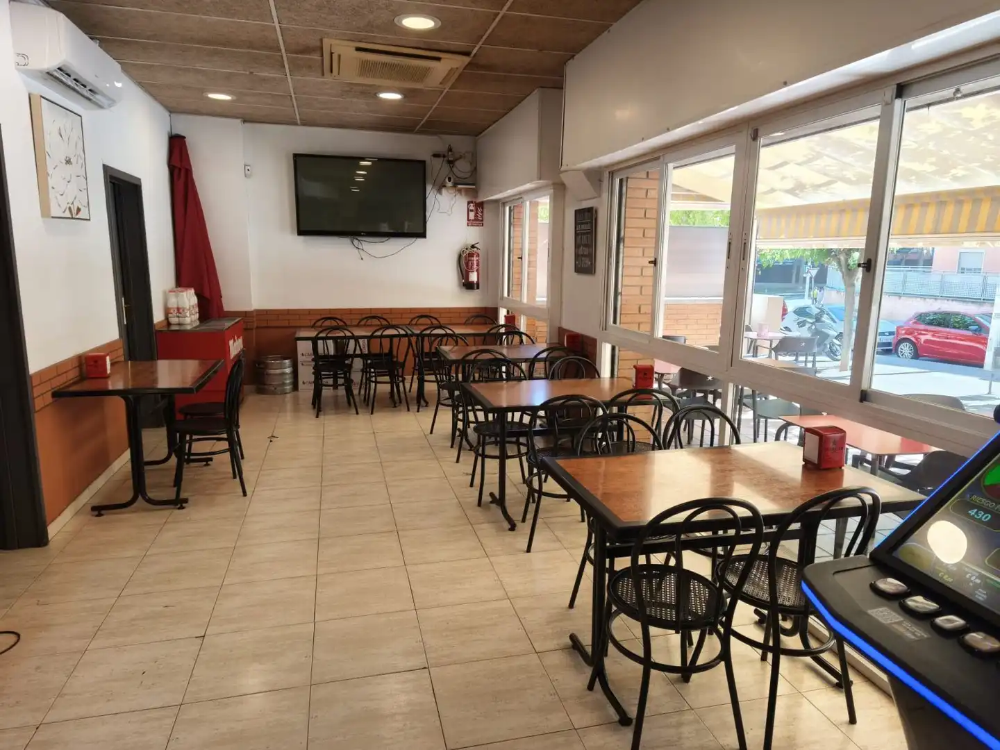 Local comercial en traspàs a Sant Andreu de la Barca, imagen 4