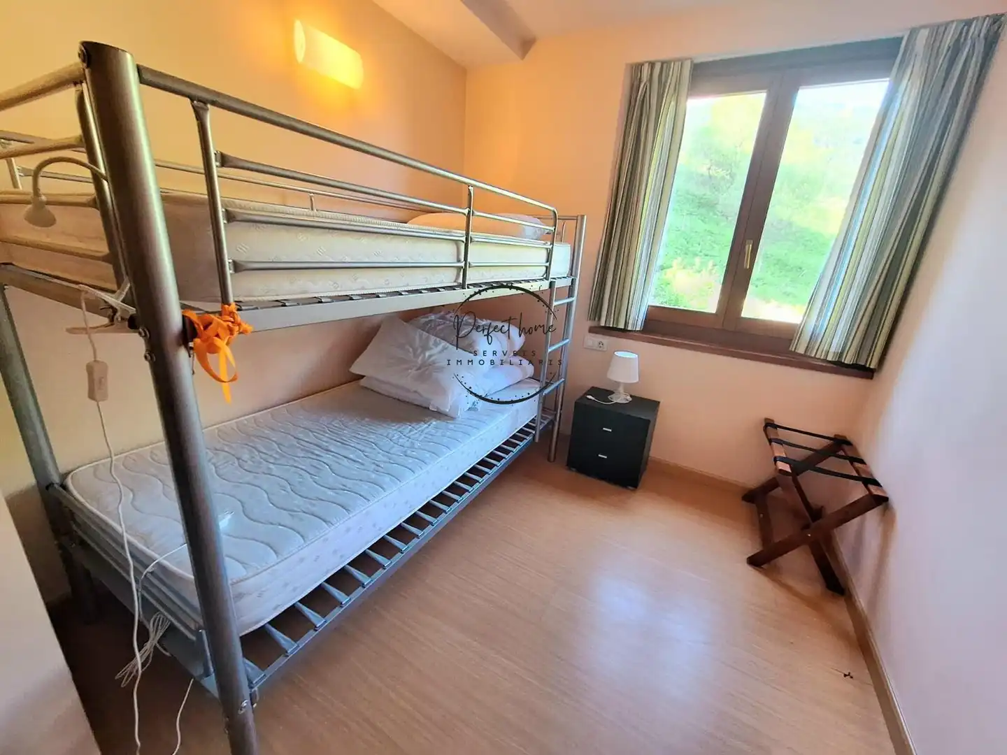 Habitación de Piso en venta en Canillo con Calefacción, Trastero y Amueblado