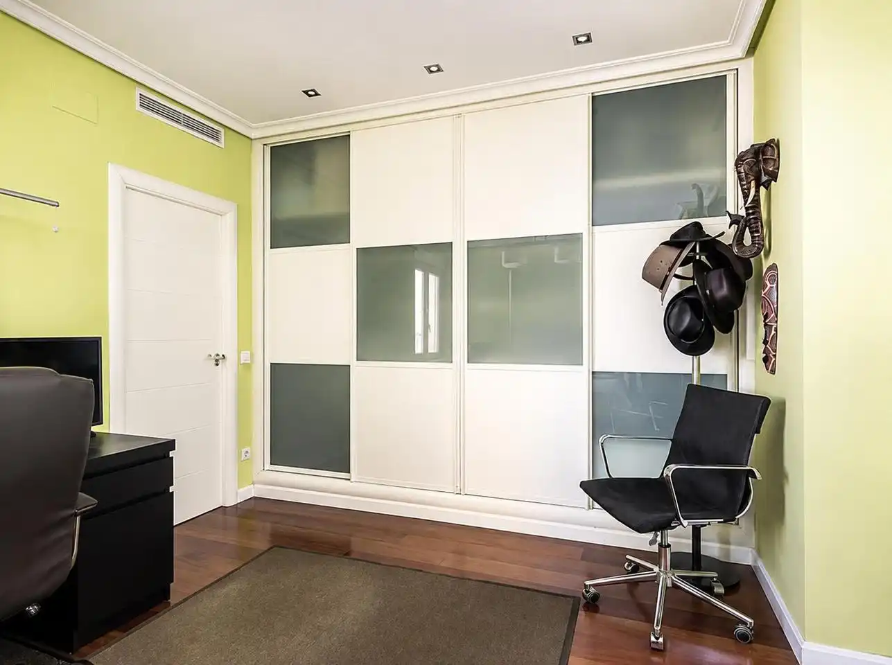 Appartement avec ascenseur à louer à Calle de Guzmán el Bueno, imagen 20