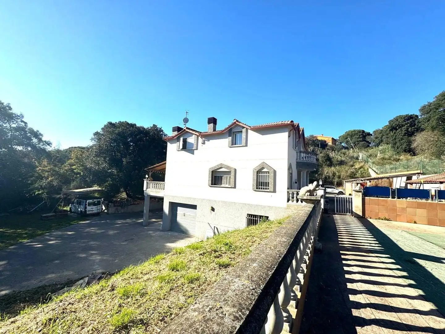 Vista exterior de Casa o xalet en venda en Sant Celoni amb Aire condicionat, Calefacció i Jardí privat