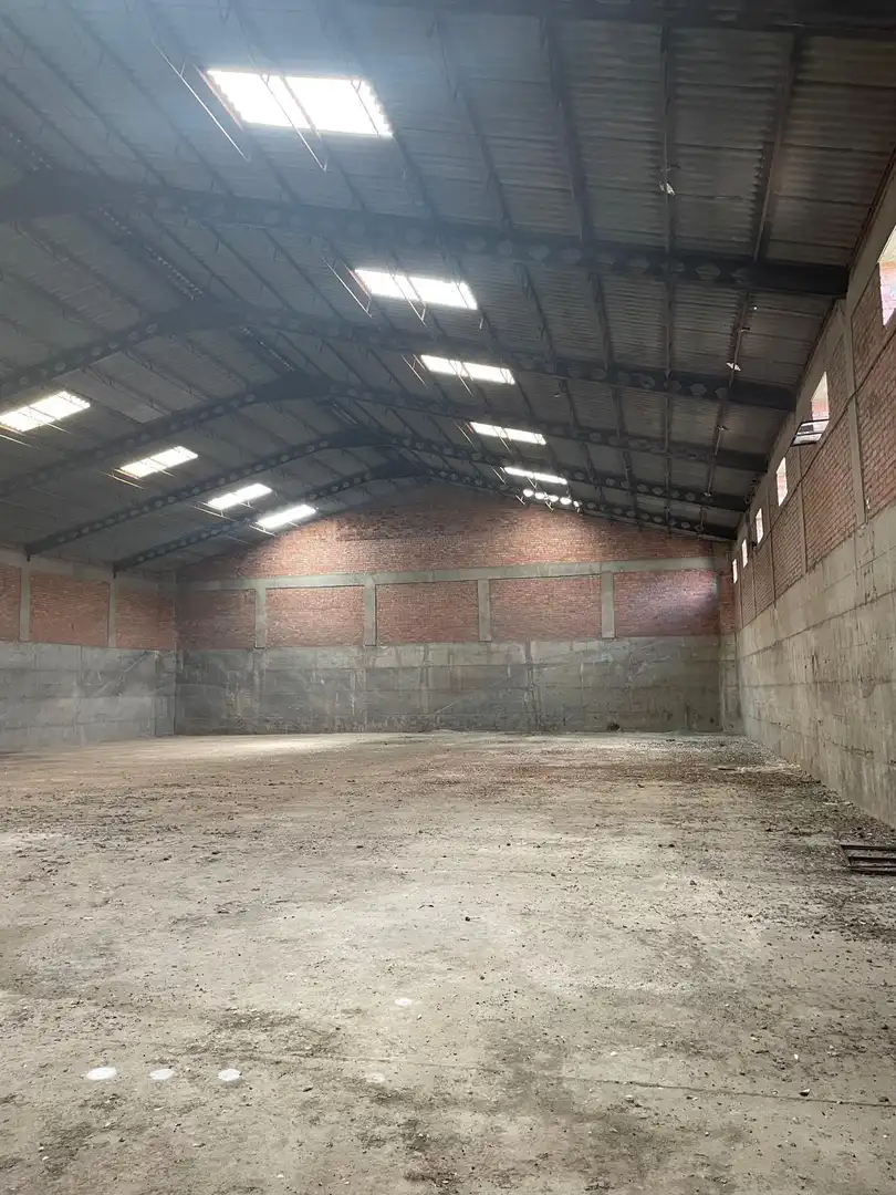 Nave industrial en venta en Cigales