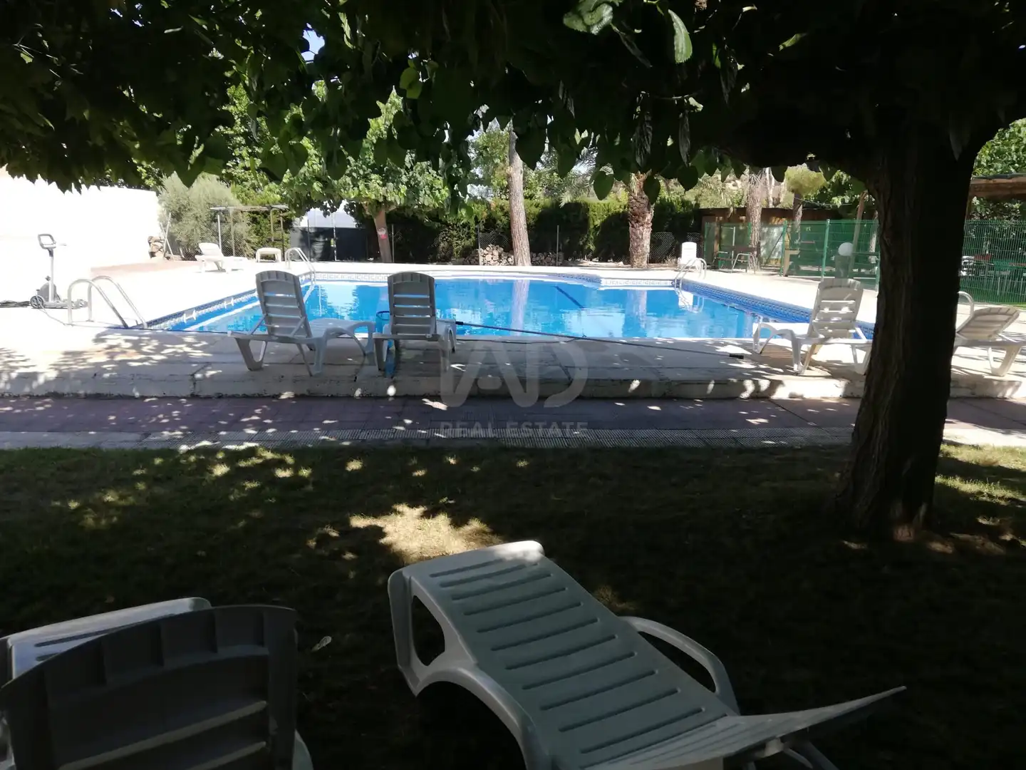 Schwimmbecken von Gebäude zum Verkauf in Tivissa