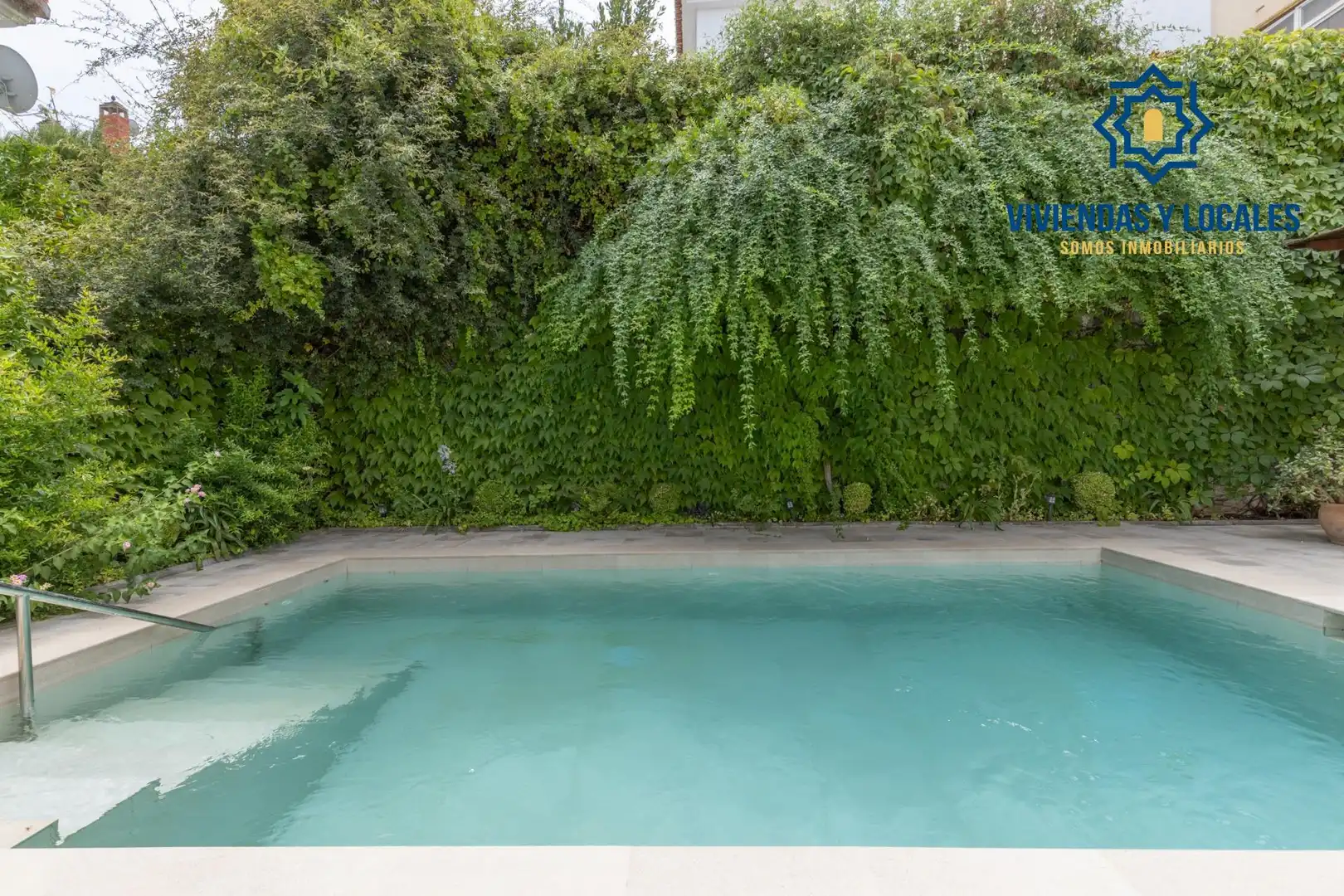 Piscina de Casa o chalet en venta en La Zubia con Aire acondicionado, Calefacción y Jardín privado