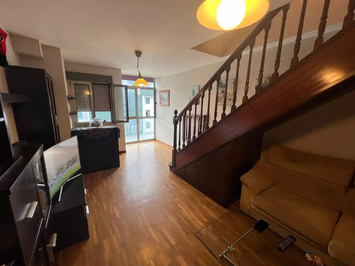 Maisonette zum Verkauf in Nava mit Heizung, Abstellraum und Möbliert