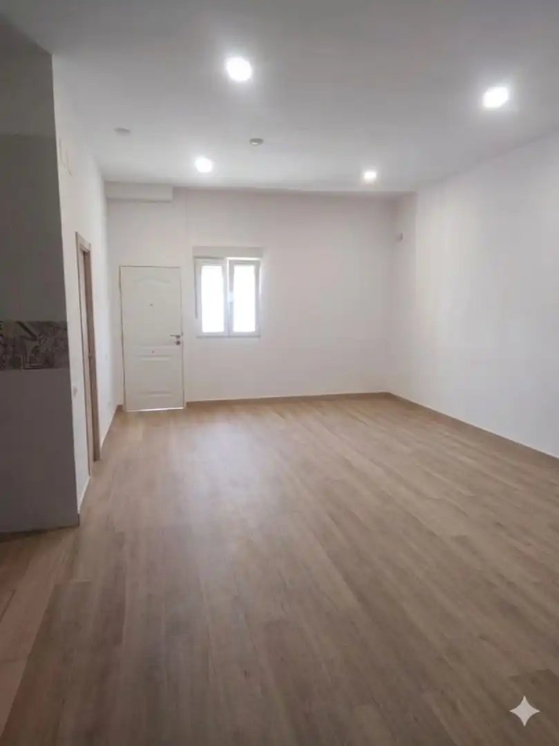 Flat for rent in El Prat de Llobregat  with Oven