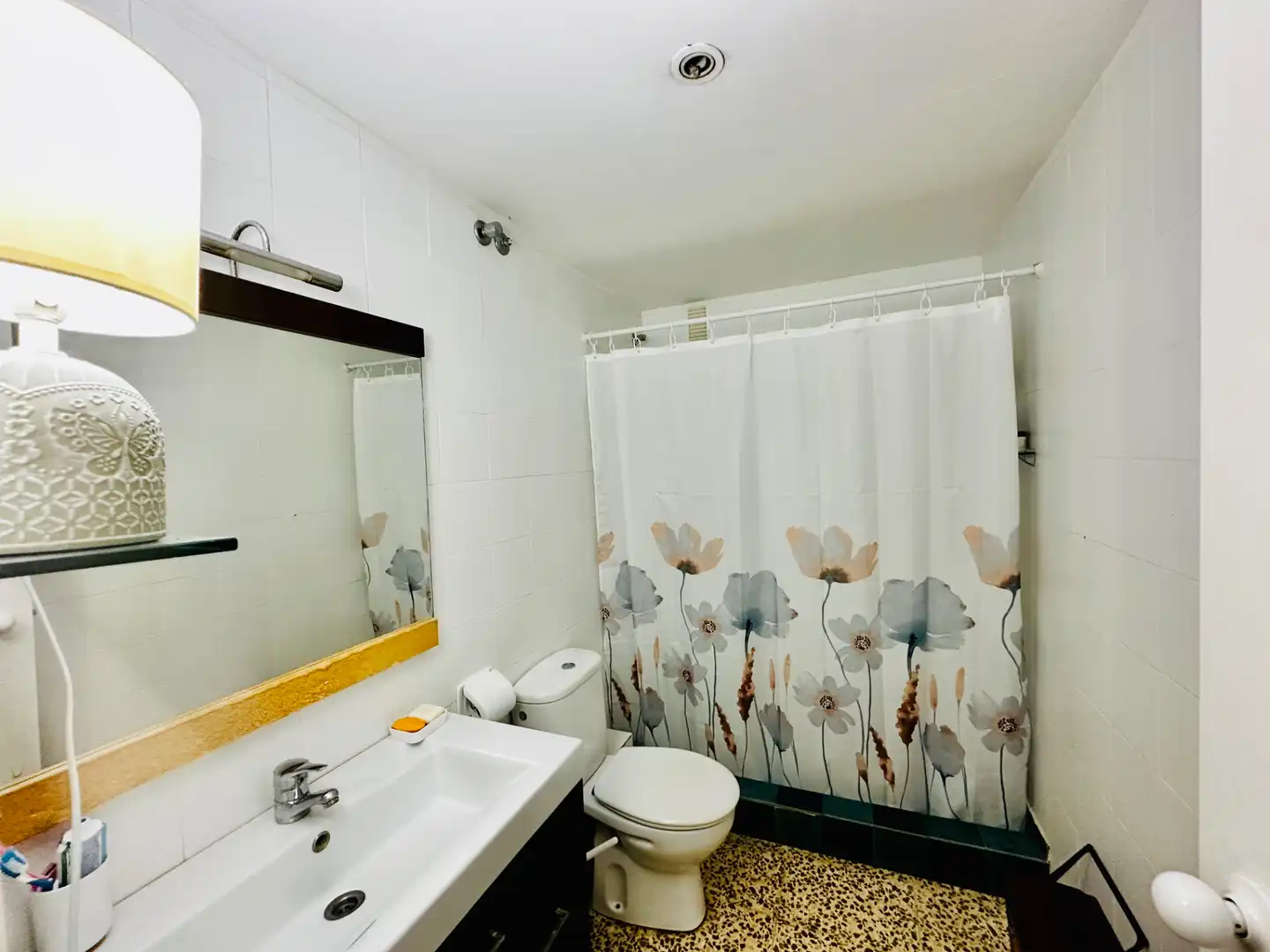Bany de Pis en venda en Santa Eulària des Riu amb Terrassa
