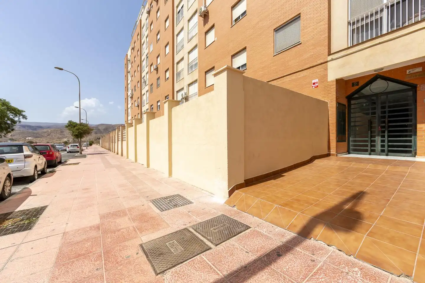 Vista exterior de Pis en venda en Almería amb Moblat