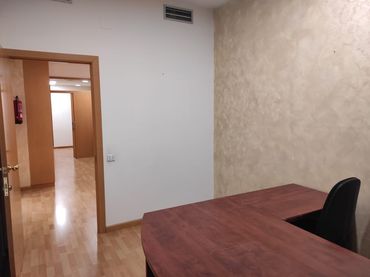 Oficina de lloguer a Centre
