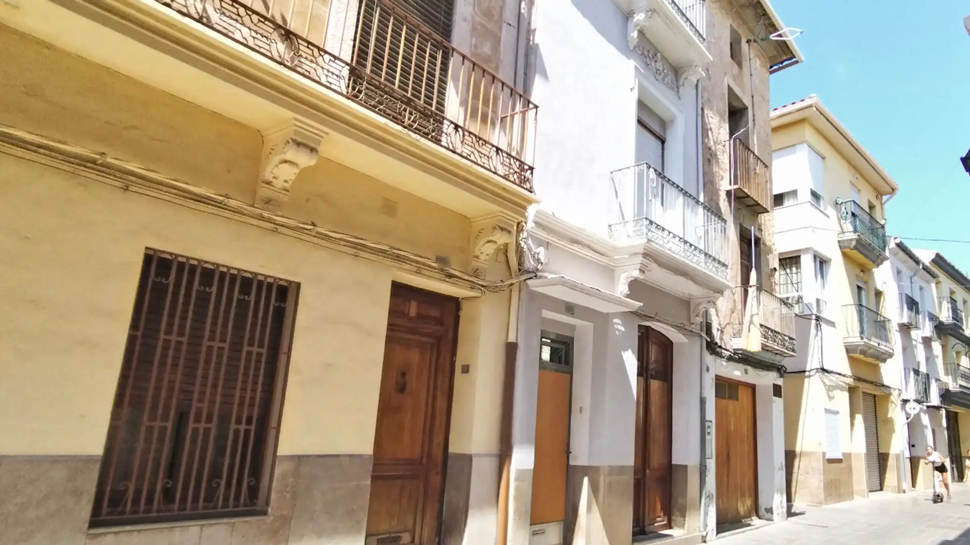 Vista exterior de Casa adosada en venta en Almazora / Almassora con Aire acondicionado, Trastero y Balcón