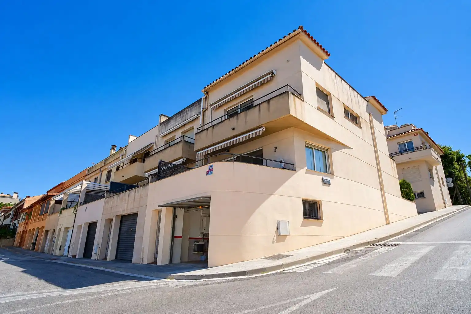 Vista exterior de Casa adosada en venta en La Garriga con Aire acondicionado, Calefacción y Terraza