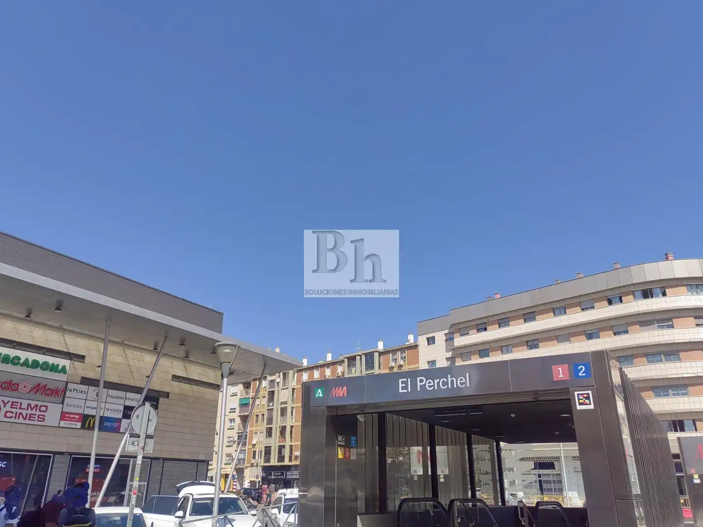 Vista exterior de Pis en venda en Málaga amb Aire condicionat